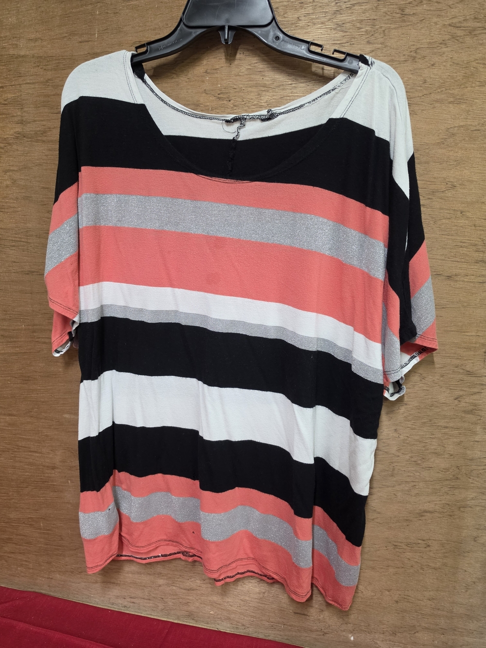 Striped Coral & Black Women’s Short Sleeve Top Large (Please See Description)
